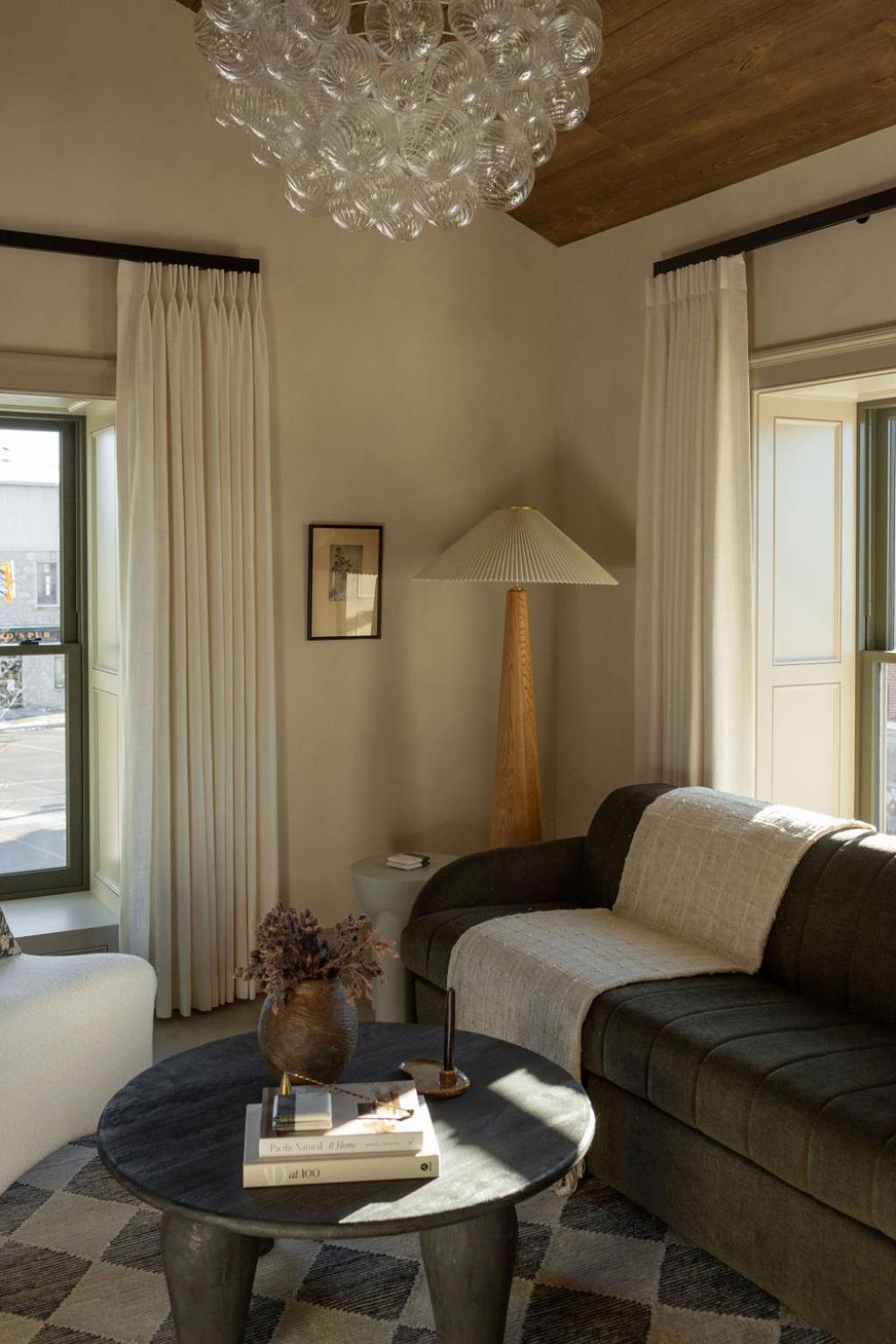 Kat Florence Hotels Elora Room photo